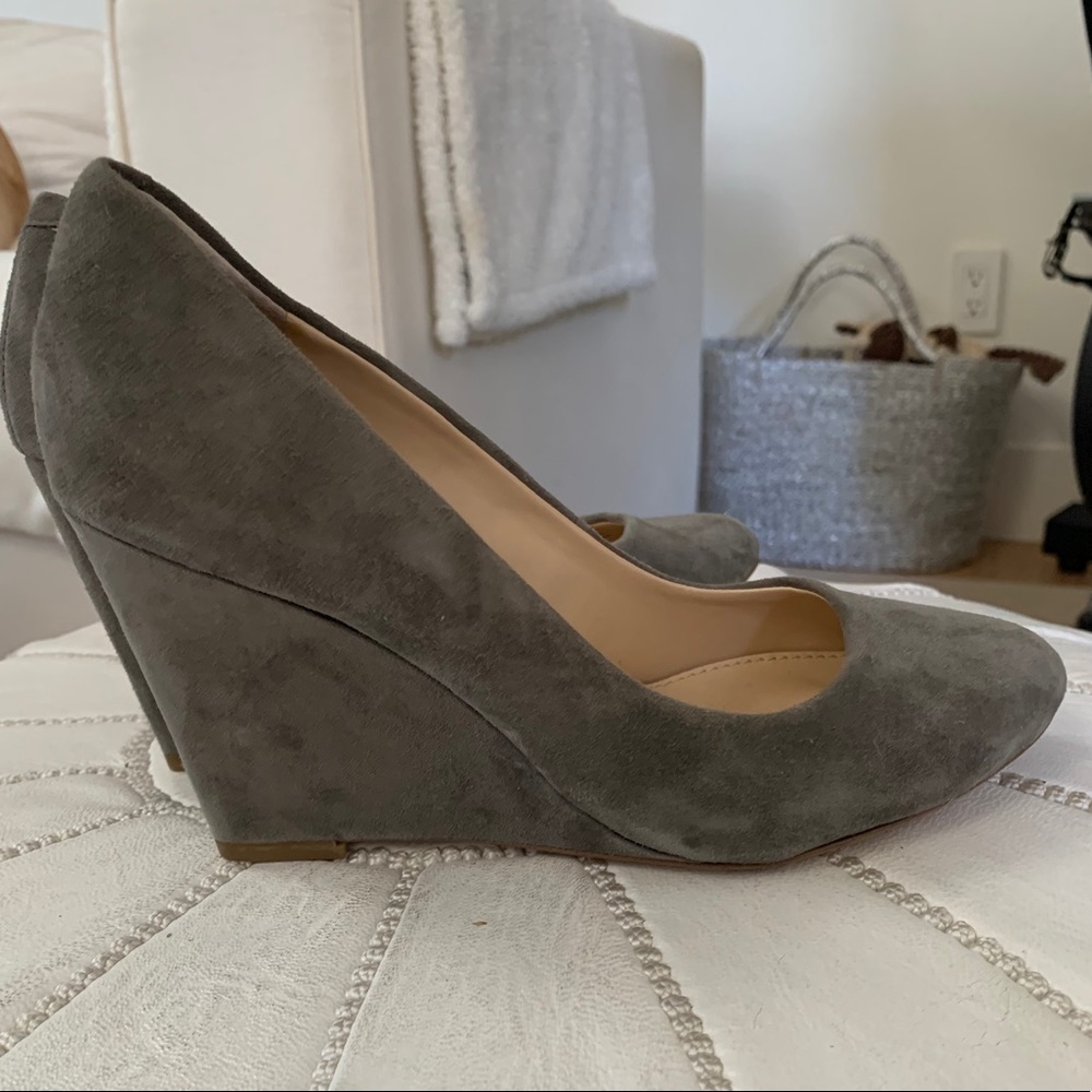 Brand new wedge